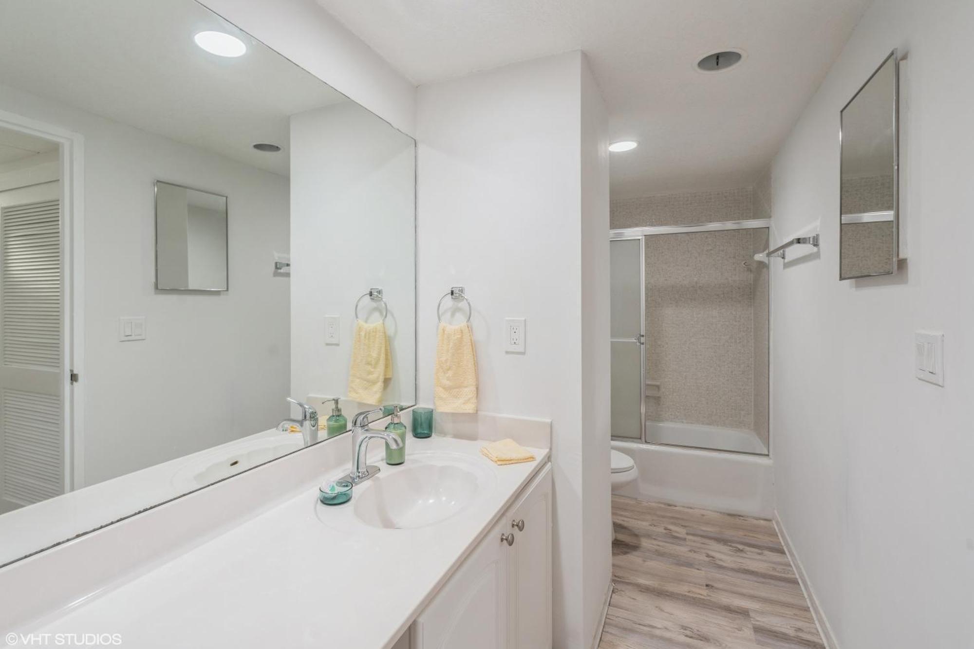 Sian Private Apartments Hollywood Luaran gambar